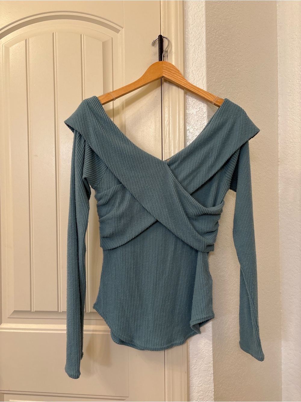 Free People Ribbed Off Shoulder Cross Front Top Blue Large Boho Fitted